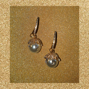 Pearl & Gold Drop Earrings