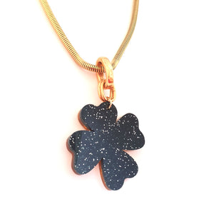 eve ray 'down to the tree' clover charm necklace